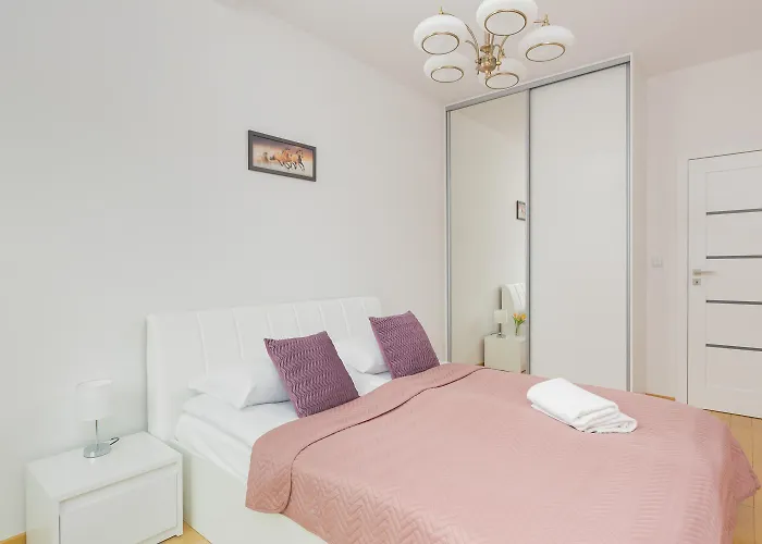 Dzielna Apartment Warsaw Wola By Noclegi Renters